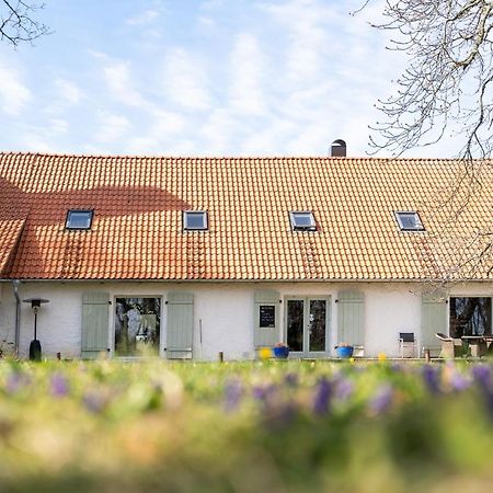 Dagen Haus Guesthouse Orjaku Bagian luar foto