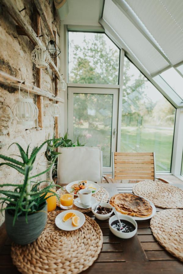 Dagen Haus Guesthouse Orjaku Bagian luar foto