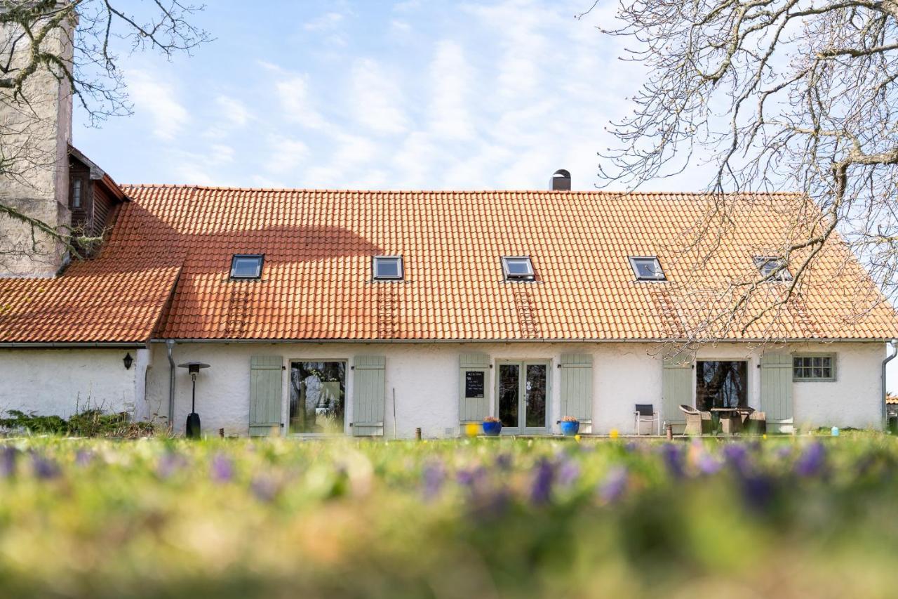 Dagen Haus Guesthouse Orjaku Bagian luar foto